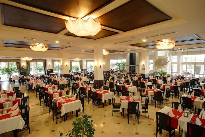 Dining 85 of 164