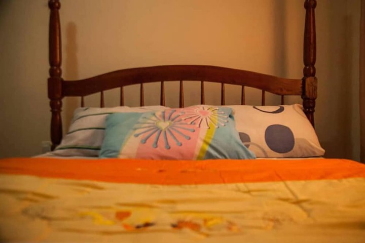 Room 2 of 17