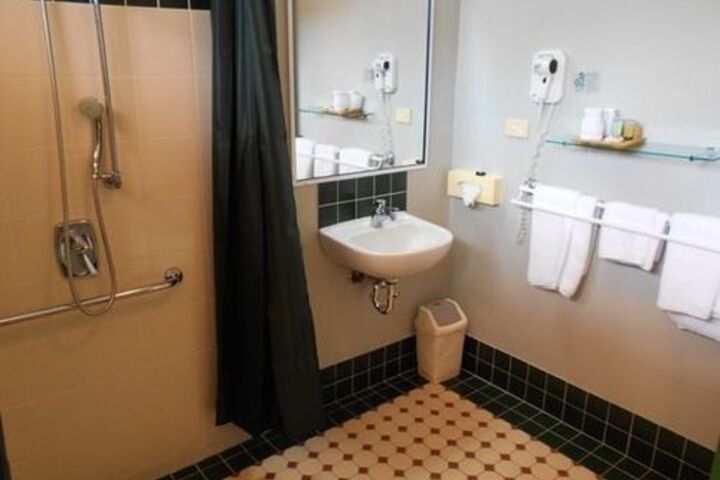 Room 14 of 29