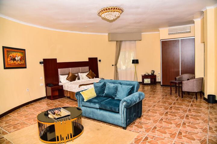 Room 15 of 75