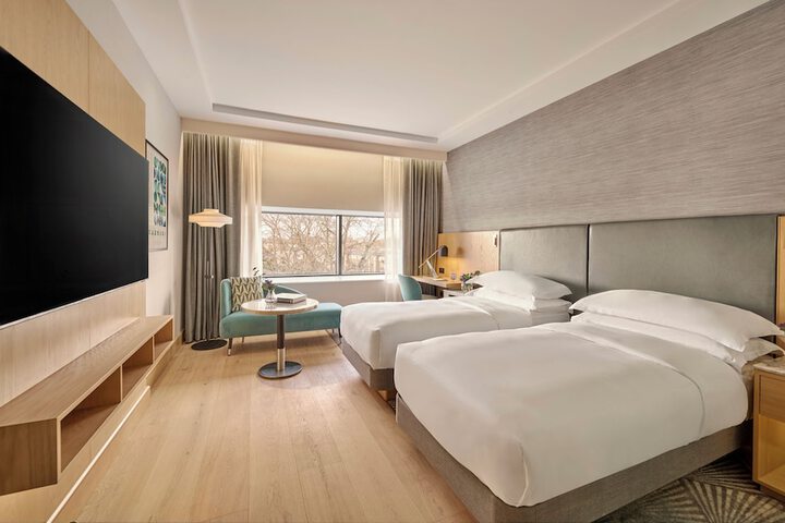 Room 10 of 78