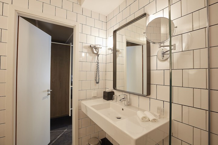 Bathroom Interior Photo