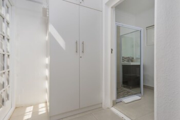 Room 2 of 16