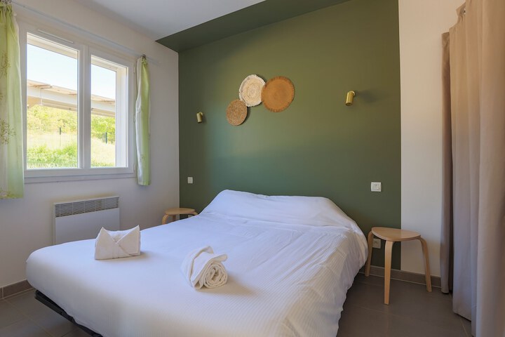 Room 12 of 95
