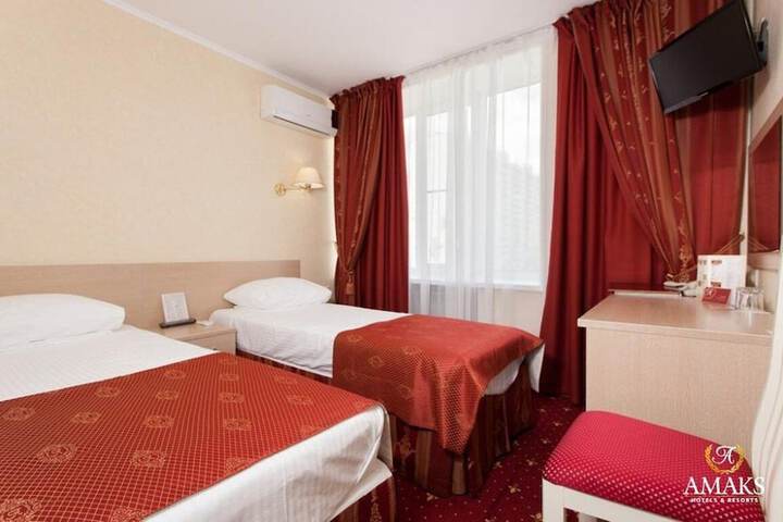 Room 5 of 47