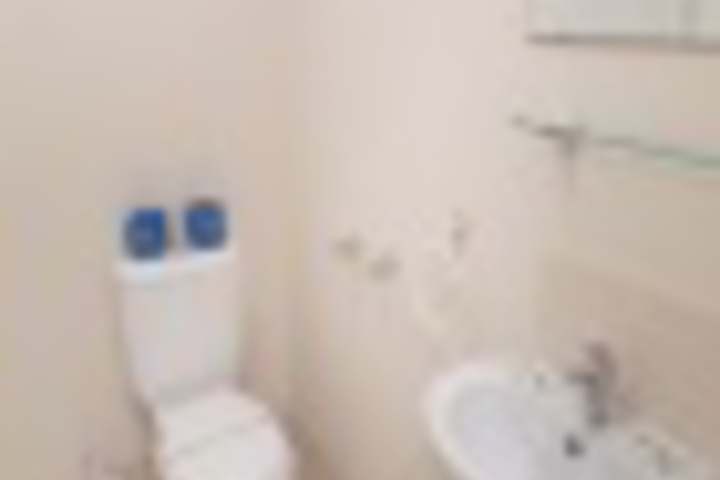 Room 687 of 792