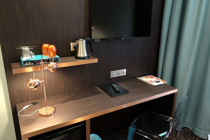 Room 50 of 91