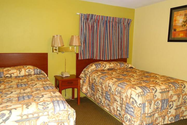 Room 5 of 28