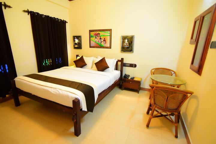Room 5 of 31