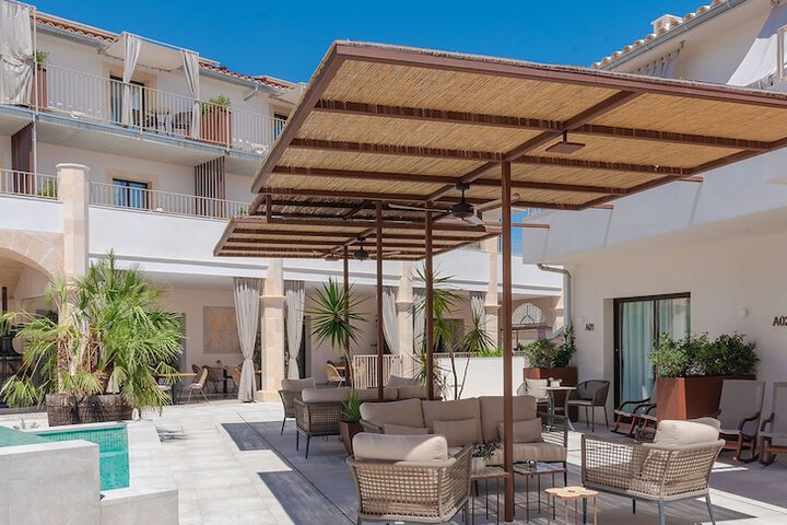 Terrace/Patio 72 of 77