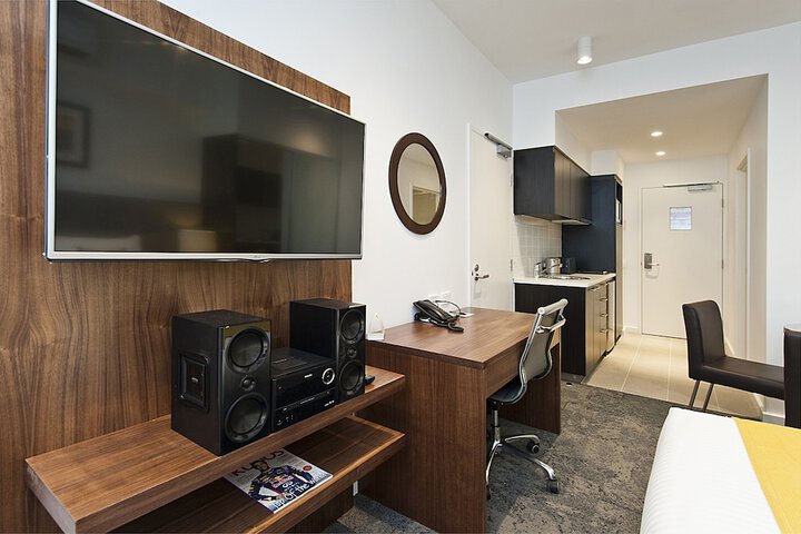 Room 5 of 27