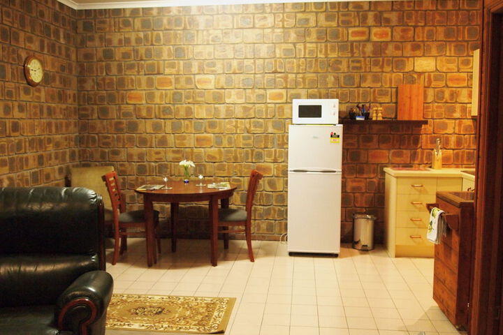 Room 8 of 25