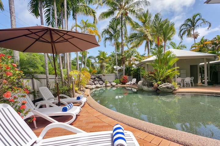 Pool 52 of 60