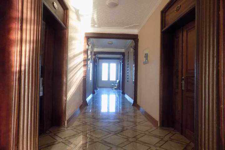 Ballroom/Hall 58 of 70