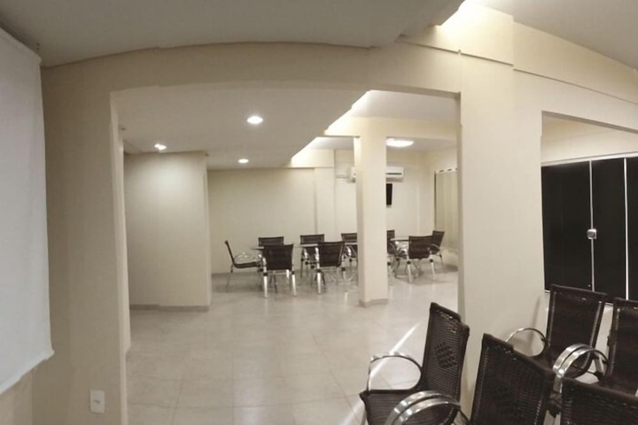 Entrance & Lobby