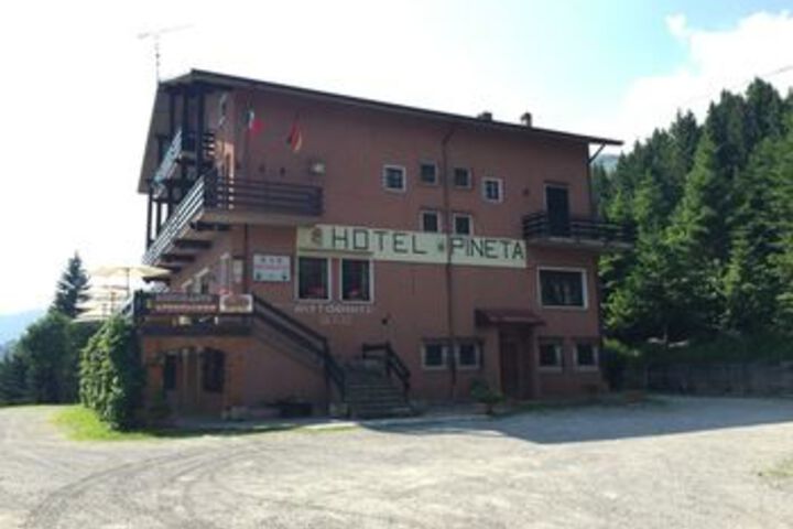 Hotel 16 of 21