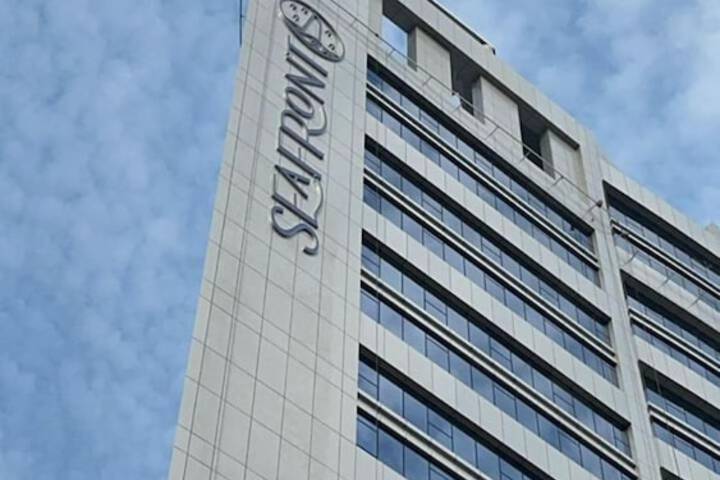 Seafront Luxury Suites Jeddah Corniche