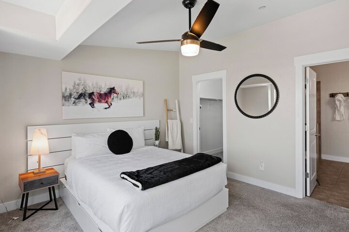 Room 20 of 142