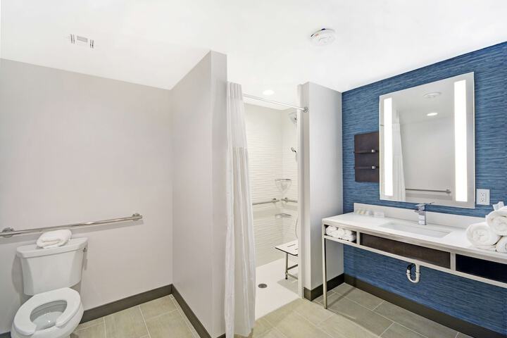 Bathroom shower
