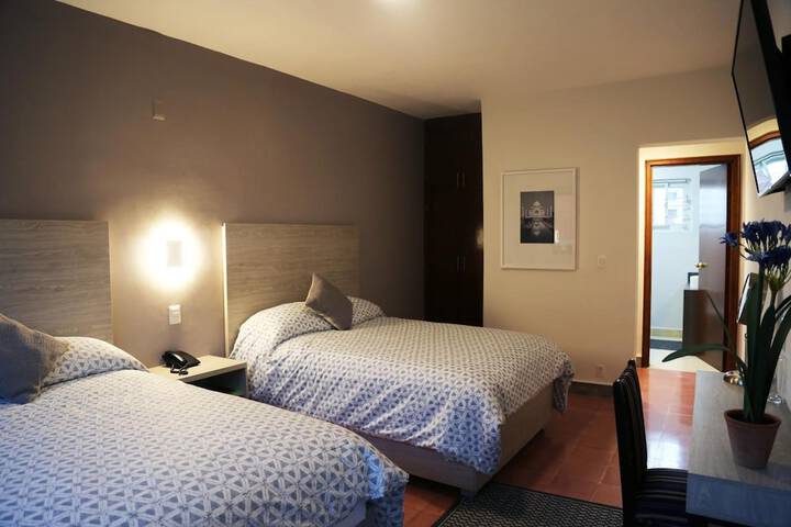 Room 27 of 53
