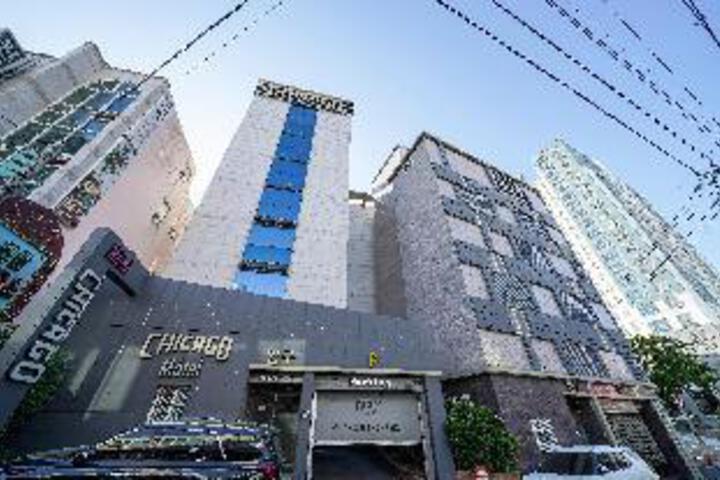 Hotel 2 of 23