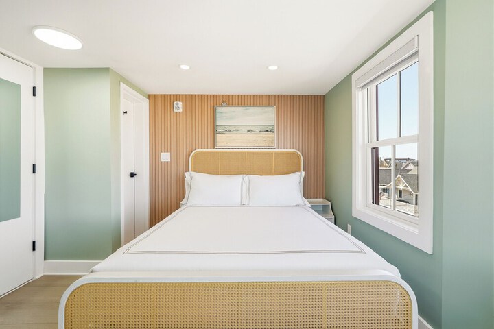 Room 46 of 138
