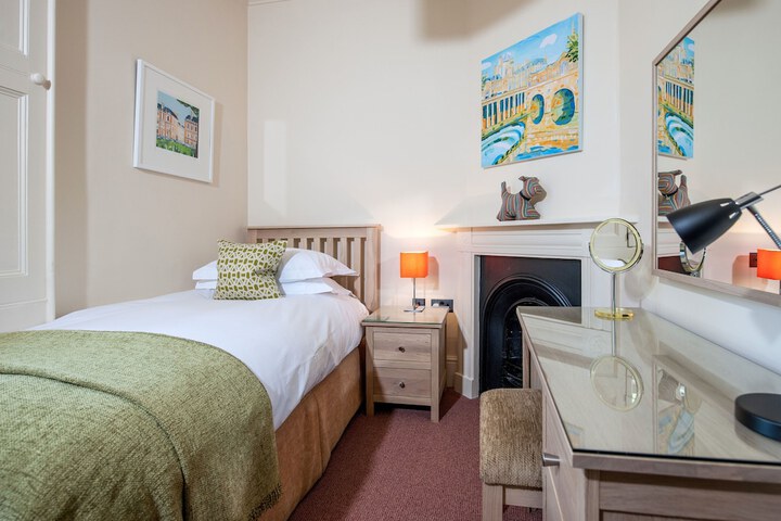 Room 45 of 92