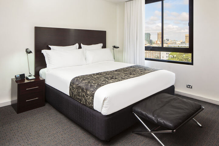 Room 16 of 27