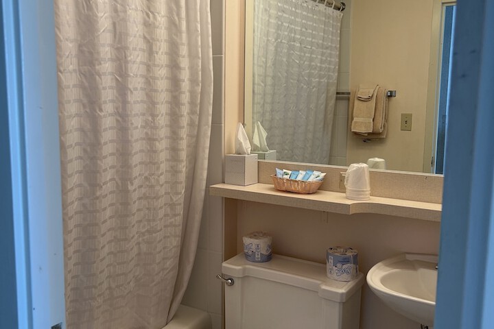 Room 21 of 75