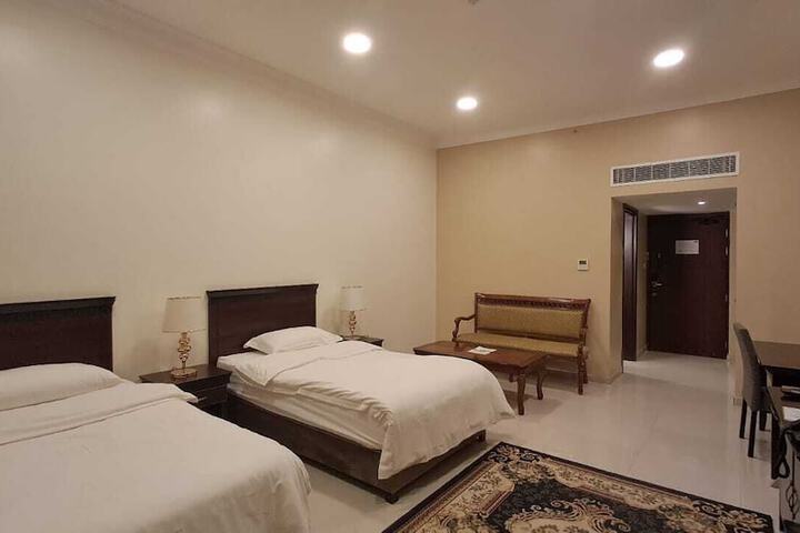 Room 8 of 15