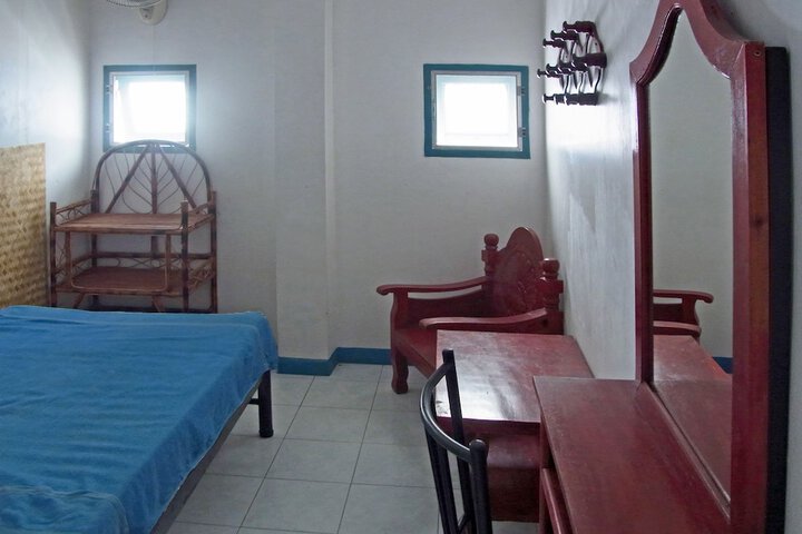 Room 9 of 70