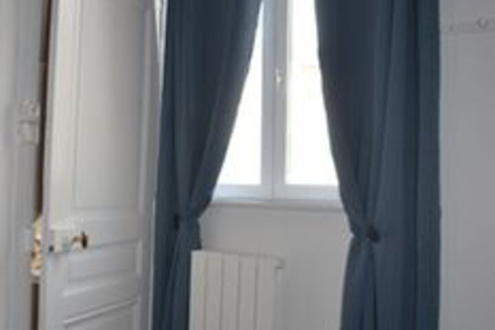 Room 6 of 20