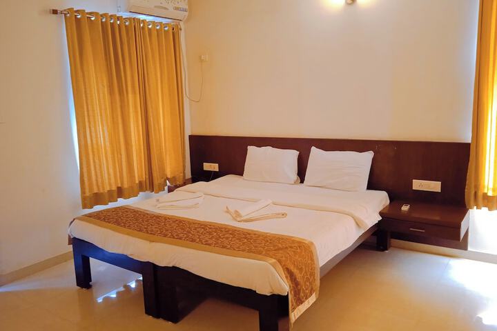 Room 19 of 48