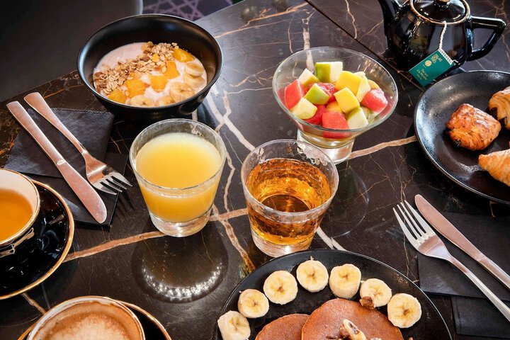 Breakfast/Coffee Service 21 of 47