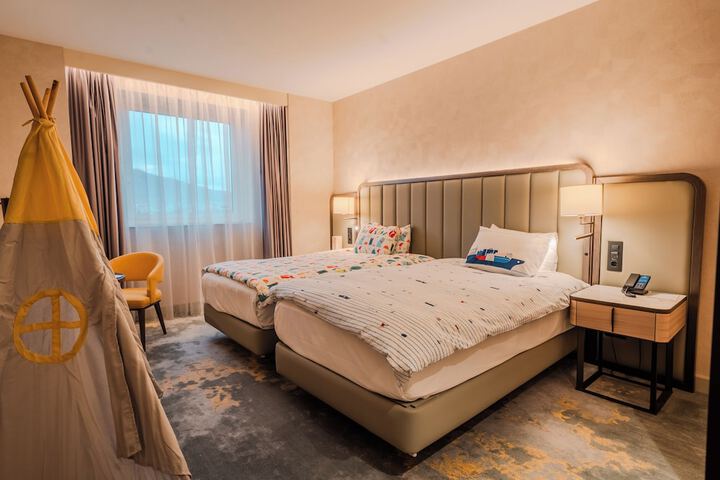 Room 55 of 190