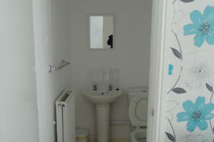 Room 6 of 47