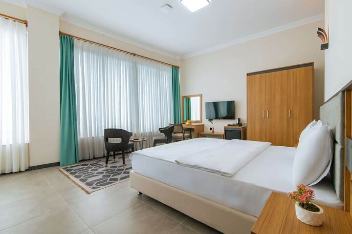 Room 30 of 52