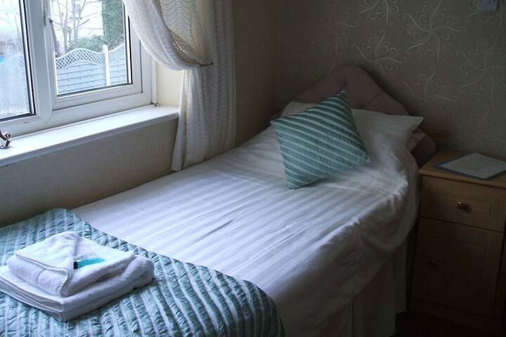 Room 13 of 39
