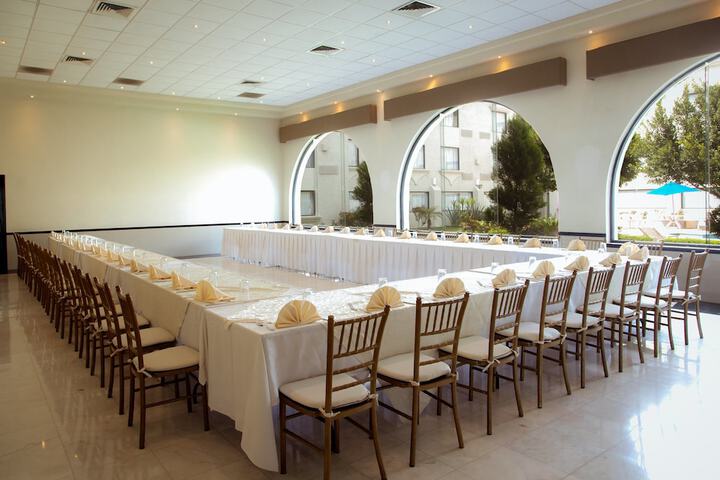 Ballroom/Hall 40 of 52