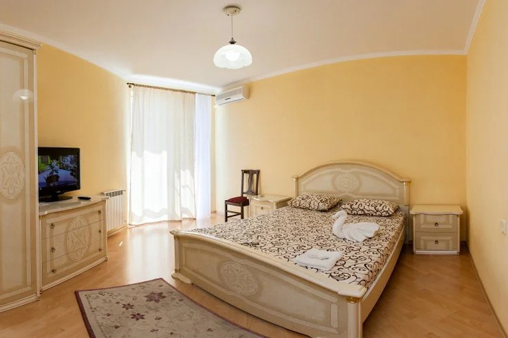 Arkadievskiy Hotel