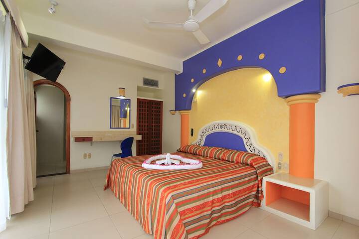 Room 7 of 27