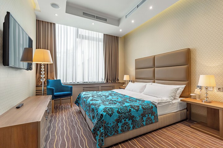 Room 12 of 39