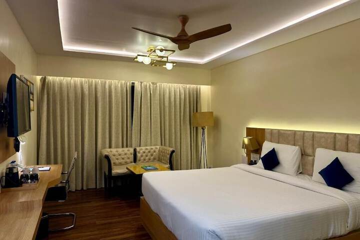Room 6 of 46