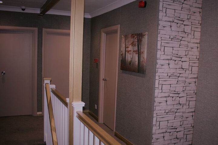 White Rose Hotel and Restaurant Image 12