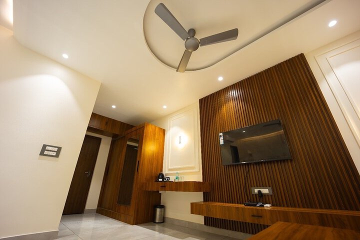 Room 20 of 36