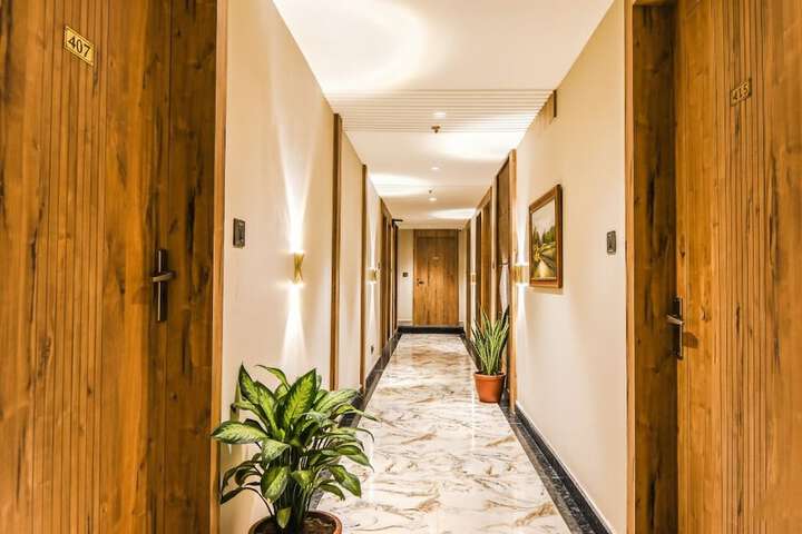 Hotel Interior 7 of 43