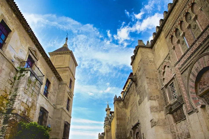 Plaza De Austria