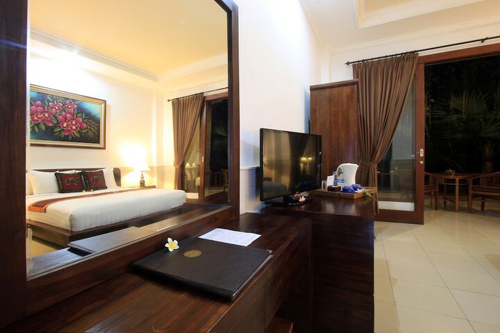 Room 47 of 213