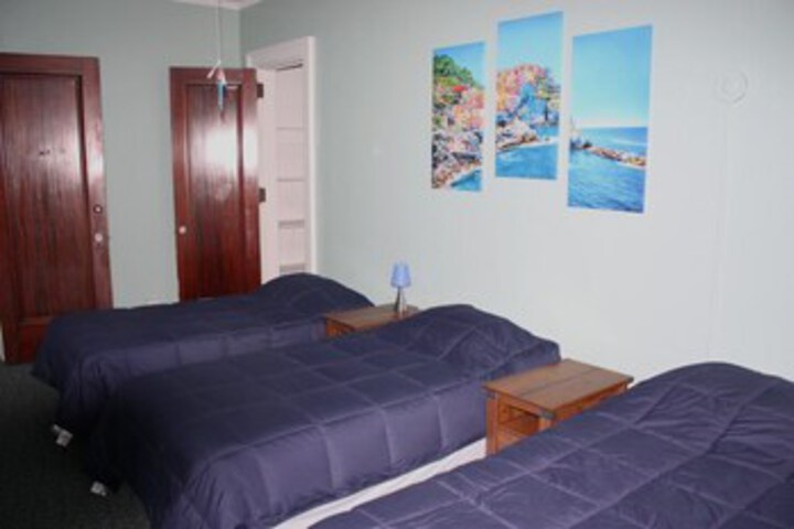 Room 76 of 108