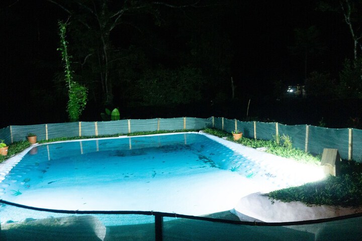 Pool 34 of 93